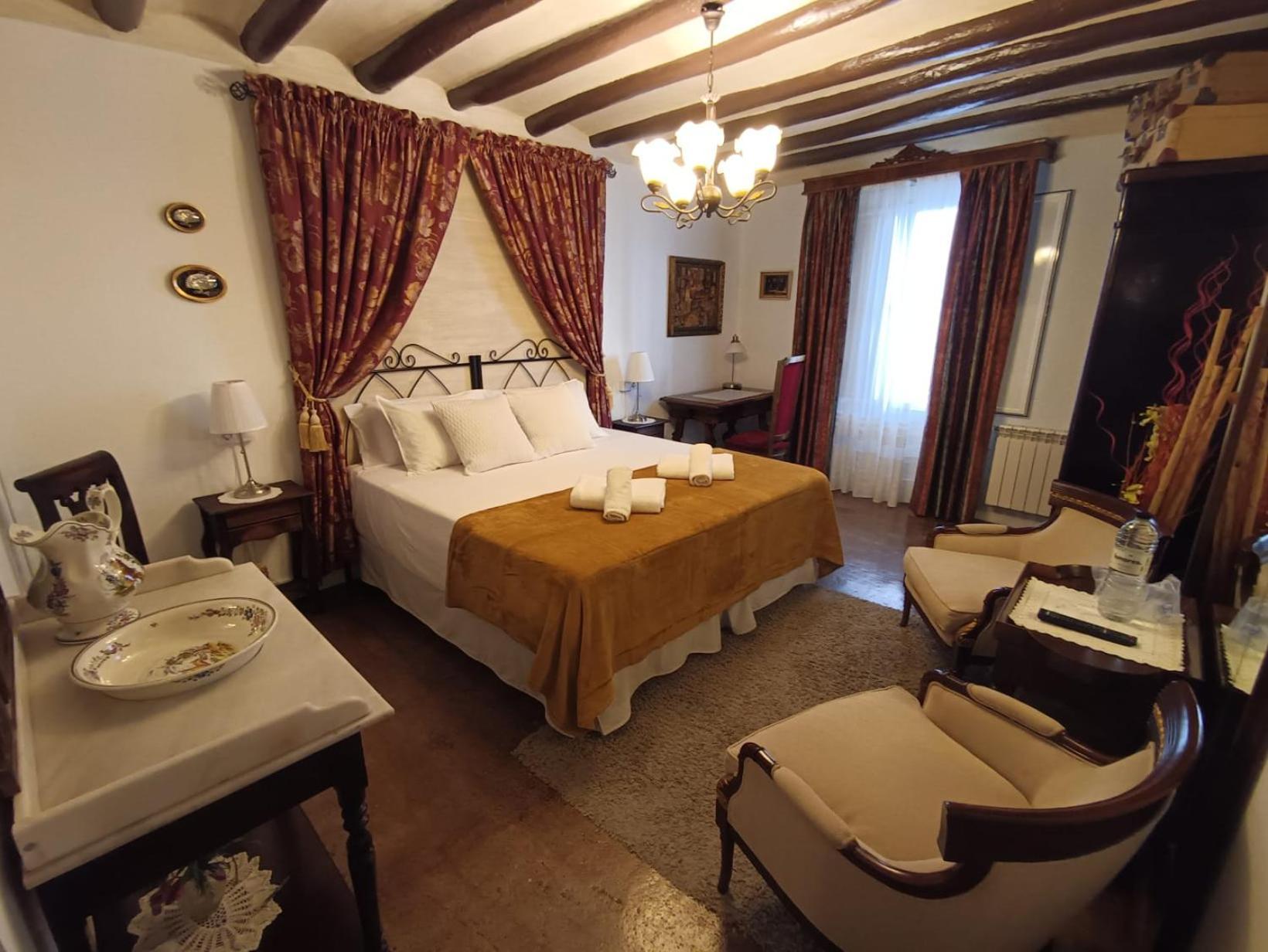 Casa Rural La Casona Урреа-де-Гаэн Экстерьер фото