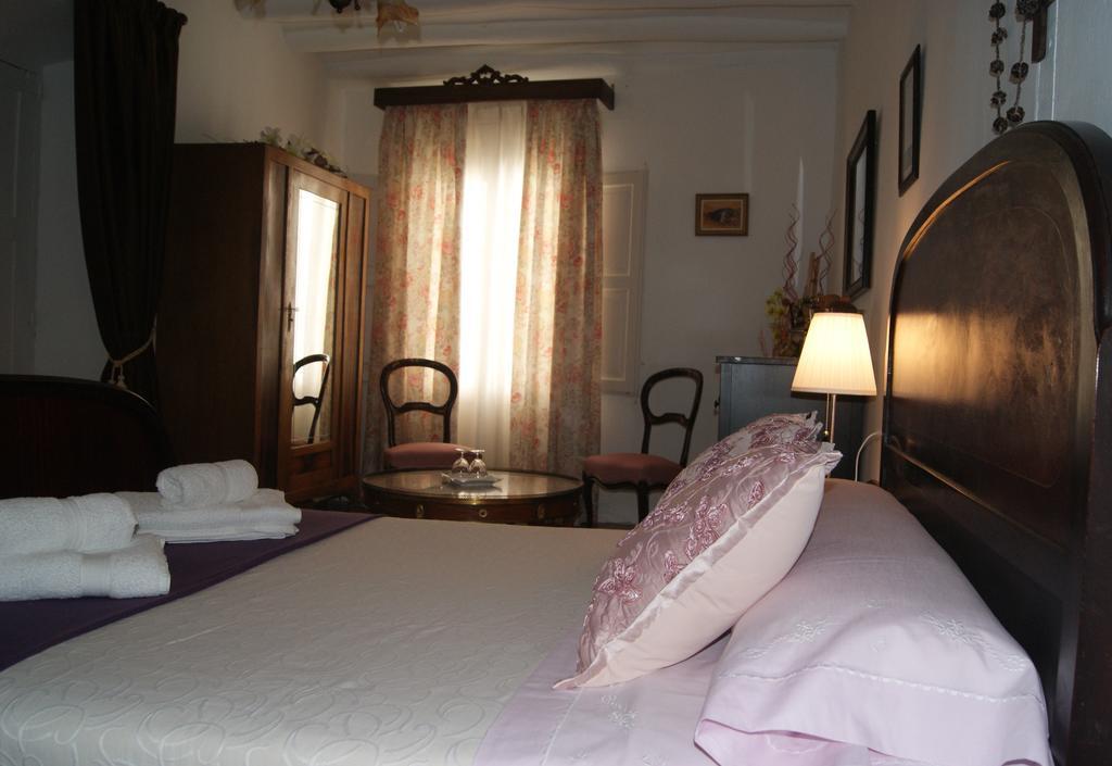 Casa Rural La Casona Урреа-де-Гаэн Номер фото