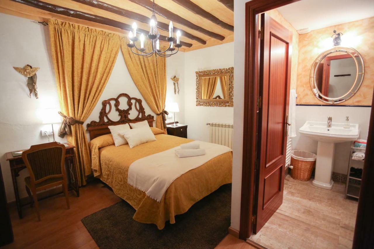 Casa Rural La Casona Урреа-де-Гаэн Экстерьер фото
